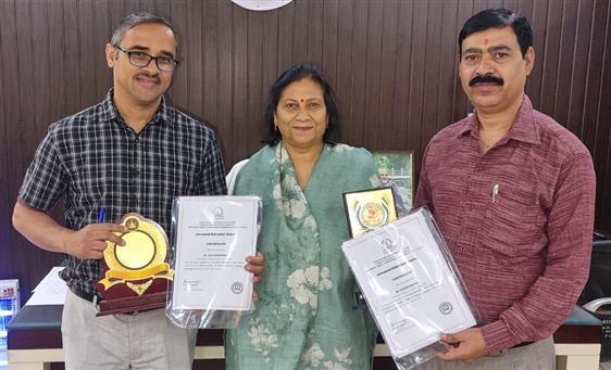 इंदिरा प्रियदर्शिनी राजकीय स्नातकोत्तर महिला वाणिज्य महाविद्यालय के प्राध्यापकों ने राष्ट्रीय स्तर पर बढ़ाया महाविद्यालय का गौरव