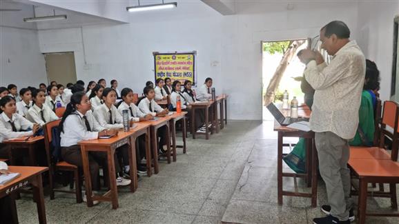 वित्तीय साक्षरता हर नागरिक के लिए है जरूरी: प्रो0 आभा शर्मा